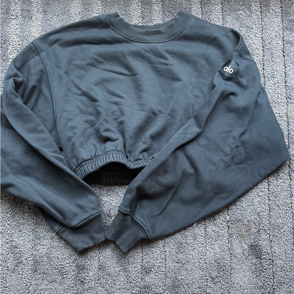 ALO Yoga Black Cropped Sweater